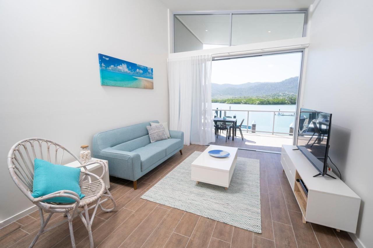 Harbour Cove Hotel Еърли Бийч Екстериор снимка
